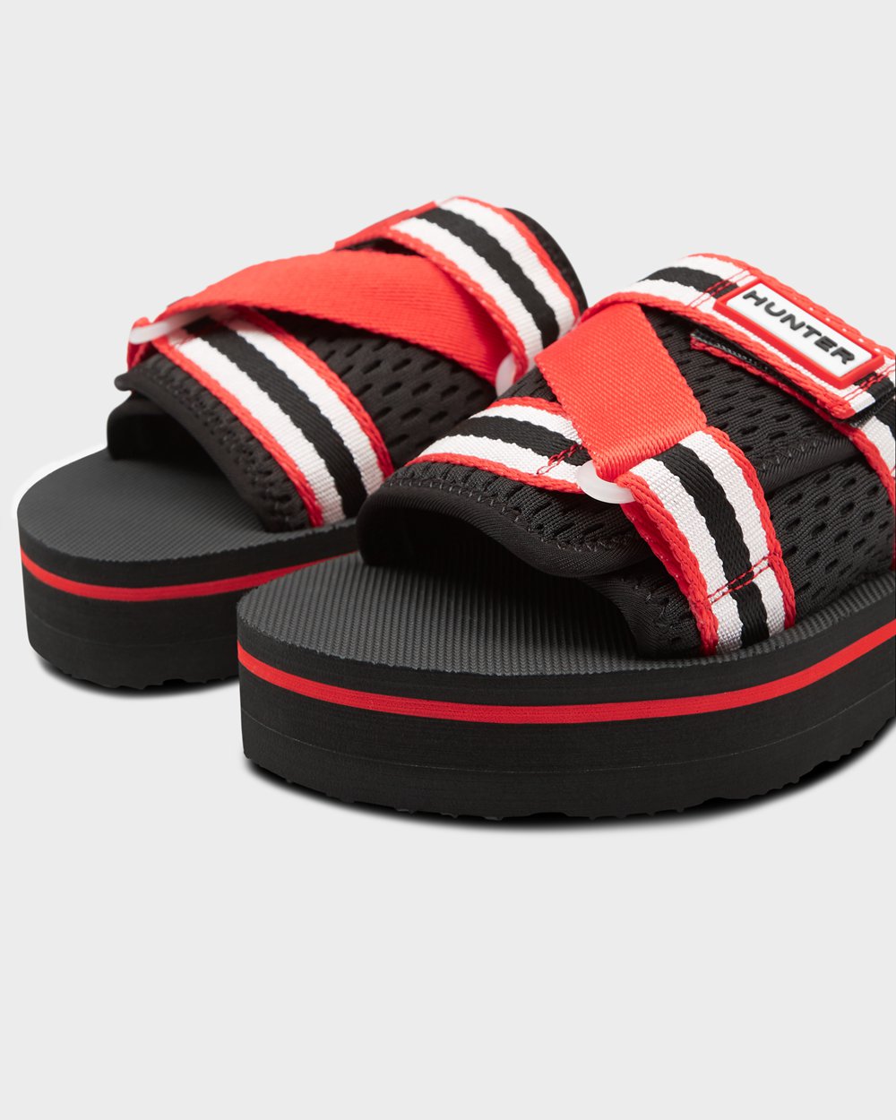 Chinelos Hunter Feminina Pretas/Branco/Vermelhas - Original Flatform Beach - 54SXPBQJY